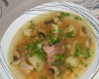 Гороховый суп с грибами