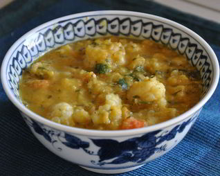 Гороховый суп с картофелем и цветной капустой