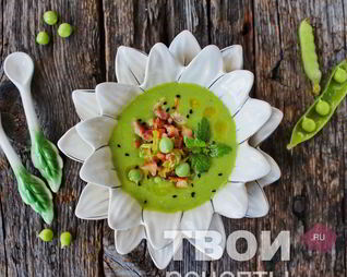 Гороховый суп с копченостями