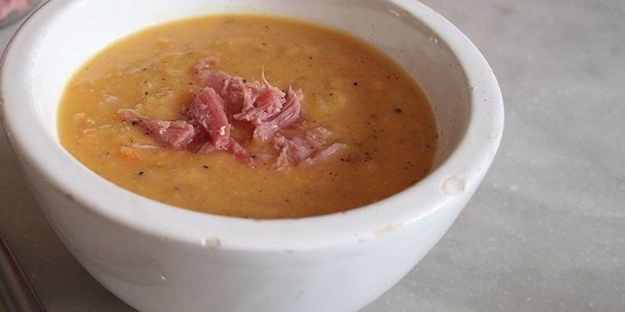 Рецепт горохового супа с копченым беконом
