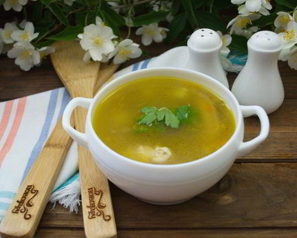 Гороховый суп с куриными крыльями