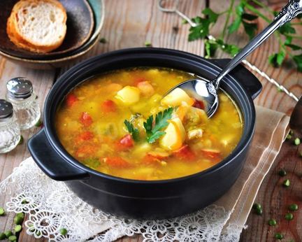Гороховый суп с охотничьими колбасками