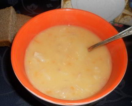 Гороховый суп со свиными ребрышками