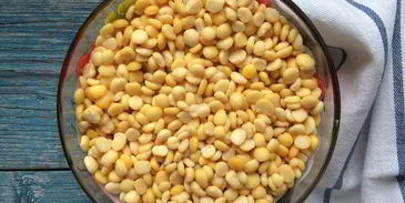 наваристый гороховый суп с уткой в хлебном горшочке