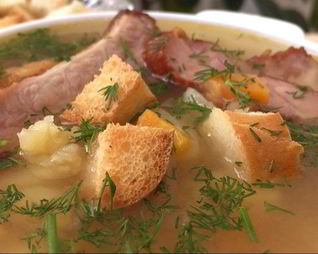 Очень вкусный гороховый суп с копчеными ребрышками