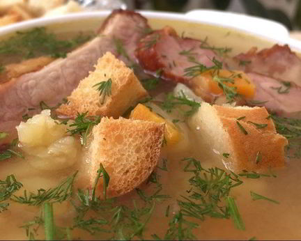 Очень вкусный гороховый суп с копчеными ребрышками
