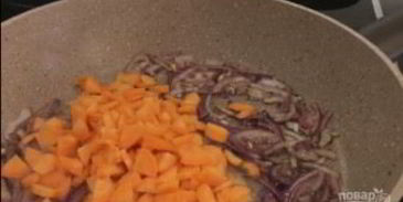 очень вкусный гороховый суп с копчеными ребрышками