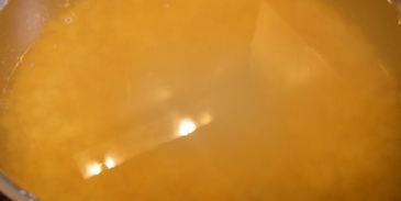 постный гороховый суп с сельдереем