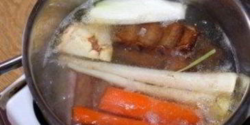 суп гороховый с копченостями