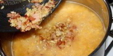 суп гороховый с копченостями