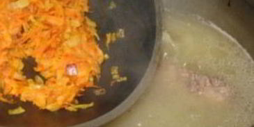 суп гороховый со свининой