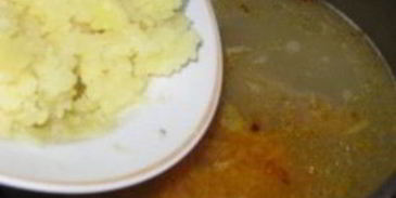 суп гороховый со свининой