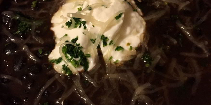 Рецепт гватемальского супа с черной фасолью