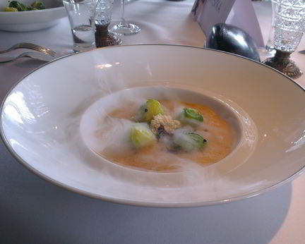 Апельсиново-морковный холодный суп