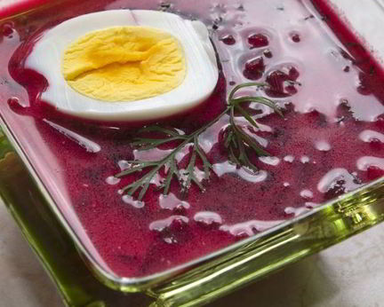 Белорусский холодник из свеклы на минеральной воде
