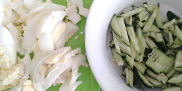 холодник на квасе со шпинатом