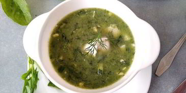 холодник на квасе со шпинатом