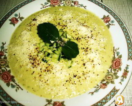 Холодный кабачково-огуречный суп