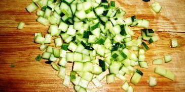 холодный кабачково-огуречный суп