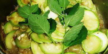 холодный кабачково-огуречный суп