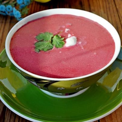 Холодный кокосовый суп со свеклой