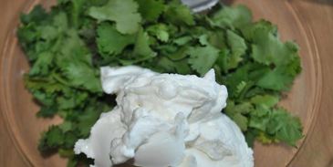 холодный кокосовый суп со свеклой