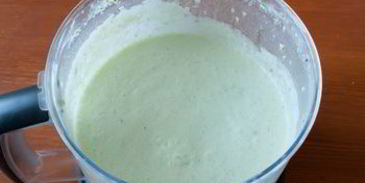 холодный огуречный суп с зеленью