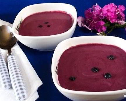 Холодный суп из черники