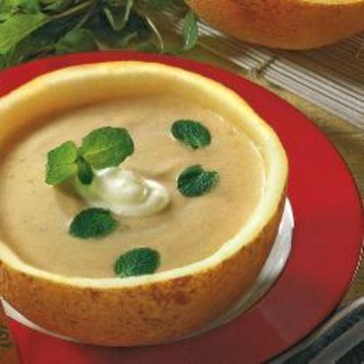 Холодный суп из дыни с бататом