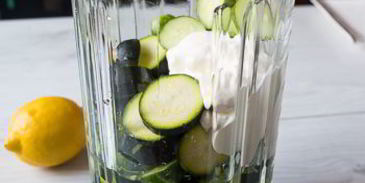 холодный суп из огурца и цуккини