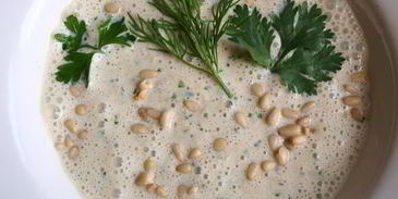 холодный суп-пюре из кольраби