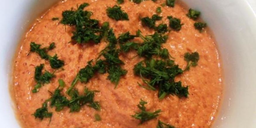 Рецепт холодного томатного супа с грецкими орехами