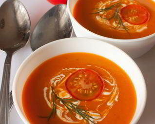 Холодный томатный суп со специями