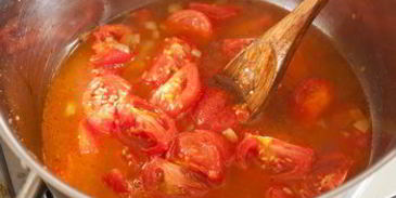 холодный томатный суп со специями