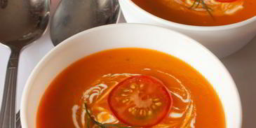 холодный томатный суп со специями