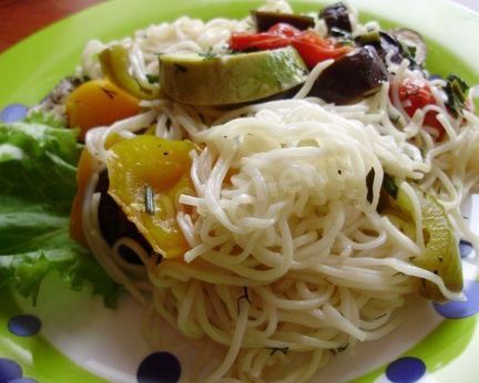 Лапша кукси с запеченными овощами