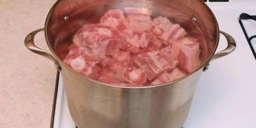 суп горячий холодец