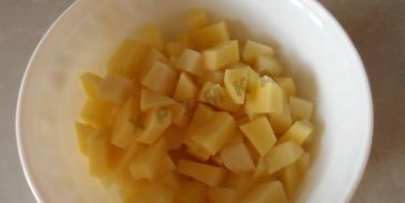 куриный суп с клецками и курицей