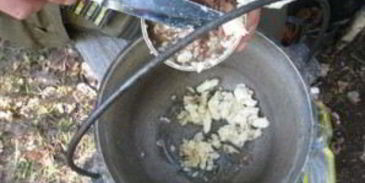 лагман из тушенки