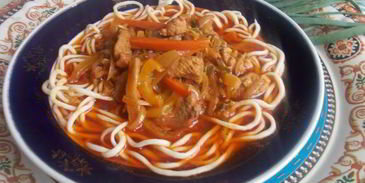 лагман с тянутой лапшой