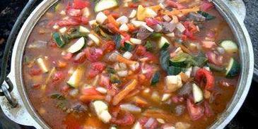 лагман в казане на костре