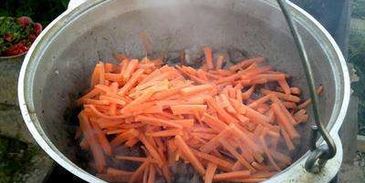 лагман в казане на костре