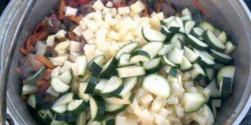 лагман в казане на костре