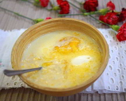 Молочный рисовый суп с курагой