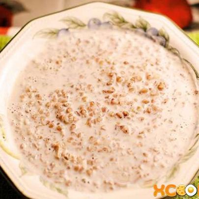Молочный суп с гречкой