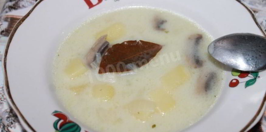 Рецепт молочного супа с картофелем и грибами
