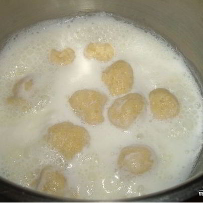 Молочный суп с картофельными клецками