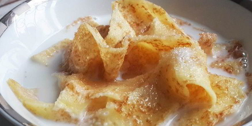 Рецепт молочного супа с лапшой из крахмальных блинов