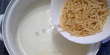 молочный суп с лапшой