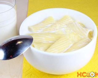 Молочный суп с макаронами